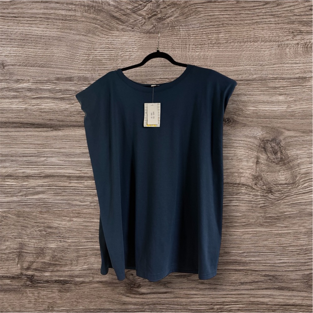 LuLaRoe Dark Blue Short Sleeve Top